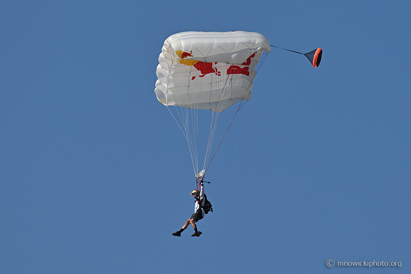 Z77_6459 copy.jpg - Red Bull Skydiving