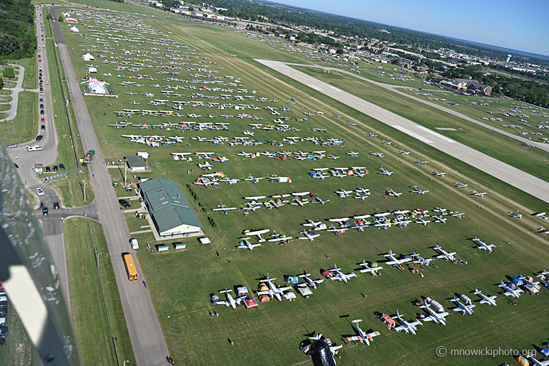 Z77_7546 copy.jpg - EAA AirVenture Oshkosh  (4)