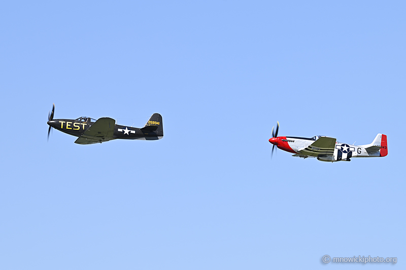 _Z624408 copy.jpg - Bell P-63A-6 Kingcobra C/N 33-11, NX191H and North American P-51D Mustang C/N 44-73843, NL10601