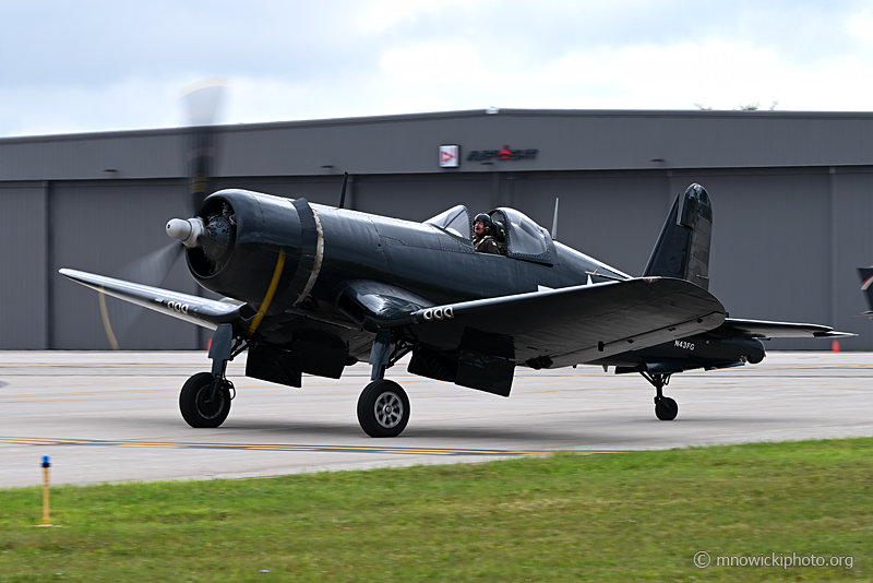 Z62_5728 copy.jpg - Goodyear FG-1D Corsair C/N BA45FG-1  N43FG