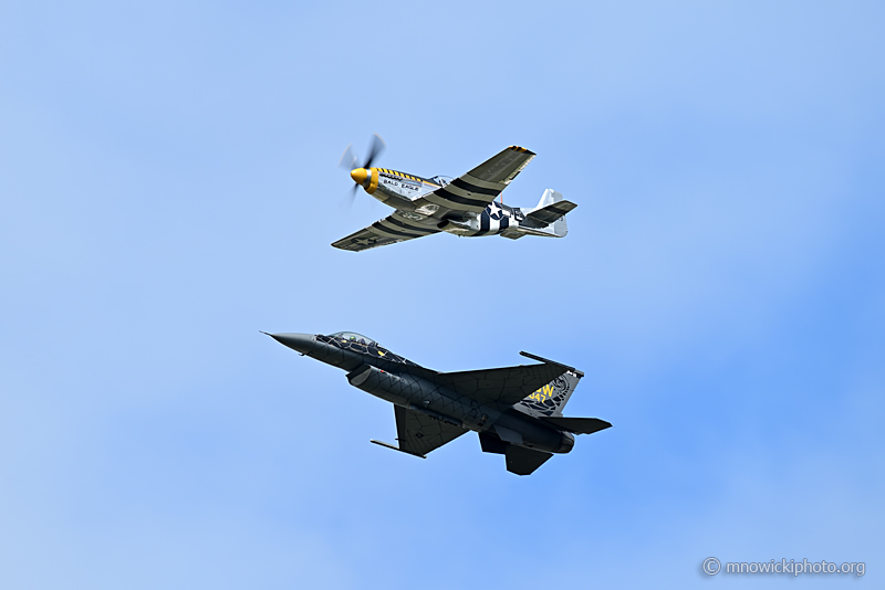 Z62_6852 copy.jpg - North American P-51D Mustang "Bald Eagle" C/N 44-73029-A, NL51JB  &  F-16CM Fighting Falcon 94-0047