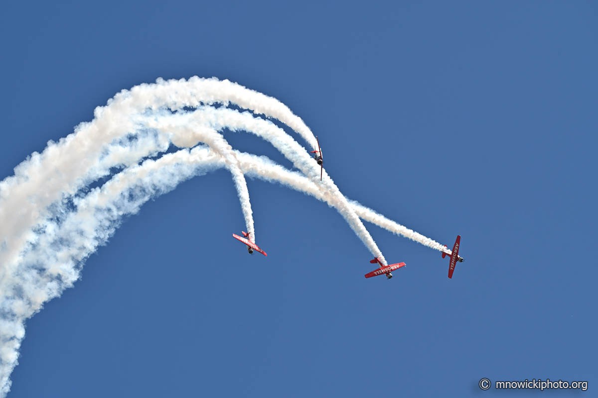 MN6_1619 copy.jpg - North American T-6G Texans Aeroshell Aerobatic Team  (3)