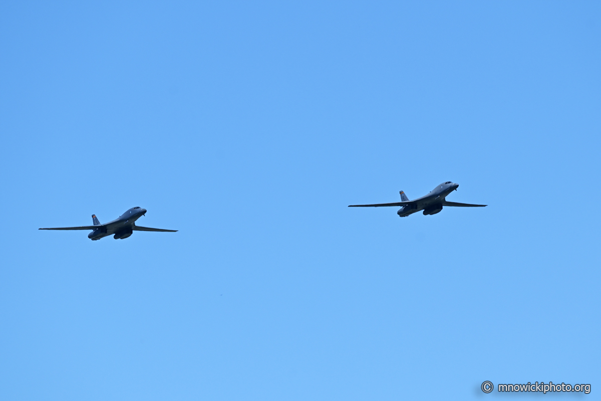 MN6_1855 copy.jpg - Rockwell B-1B Lancer 86-0104 & other B1B Lancer from Ellsworth AFB, NM