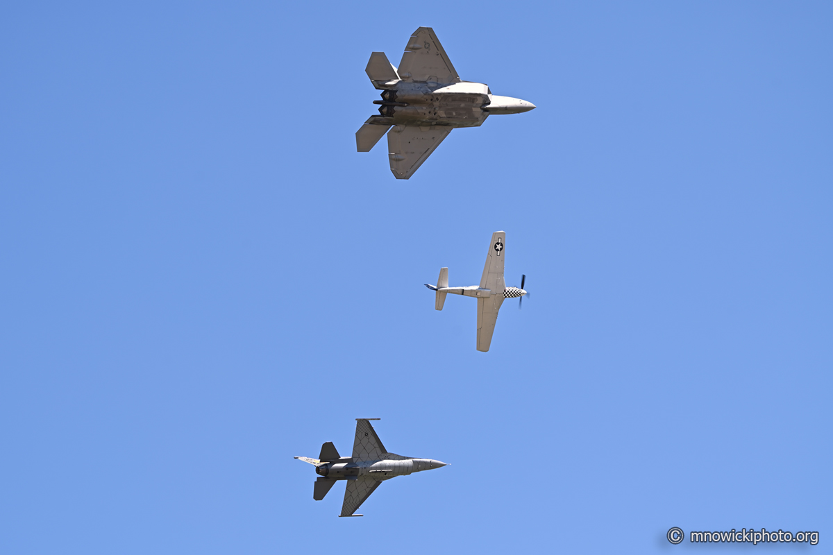 MN6_2273 copy.jpg - F-16CM Fighting Falcon 94-0047 & North American TF-51D Mustang  C/N AF67-14866, NL20TF &F-22 Raptor 01-4025 FF  (2)