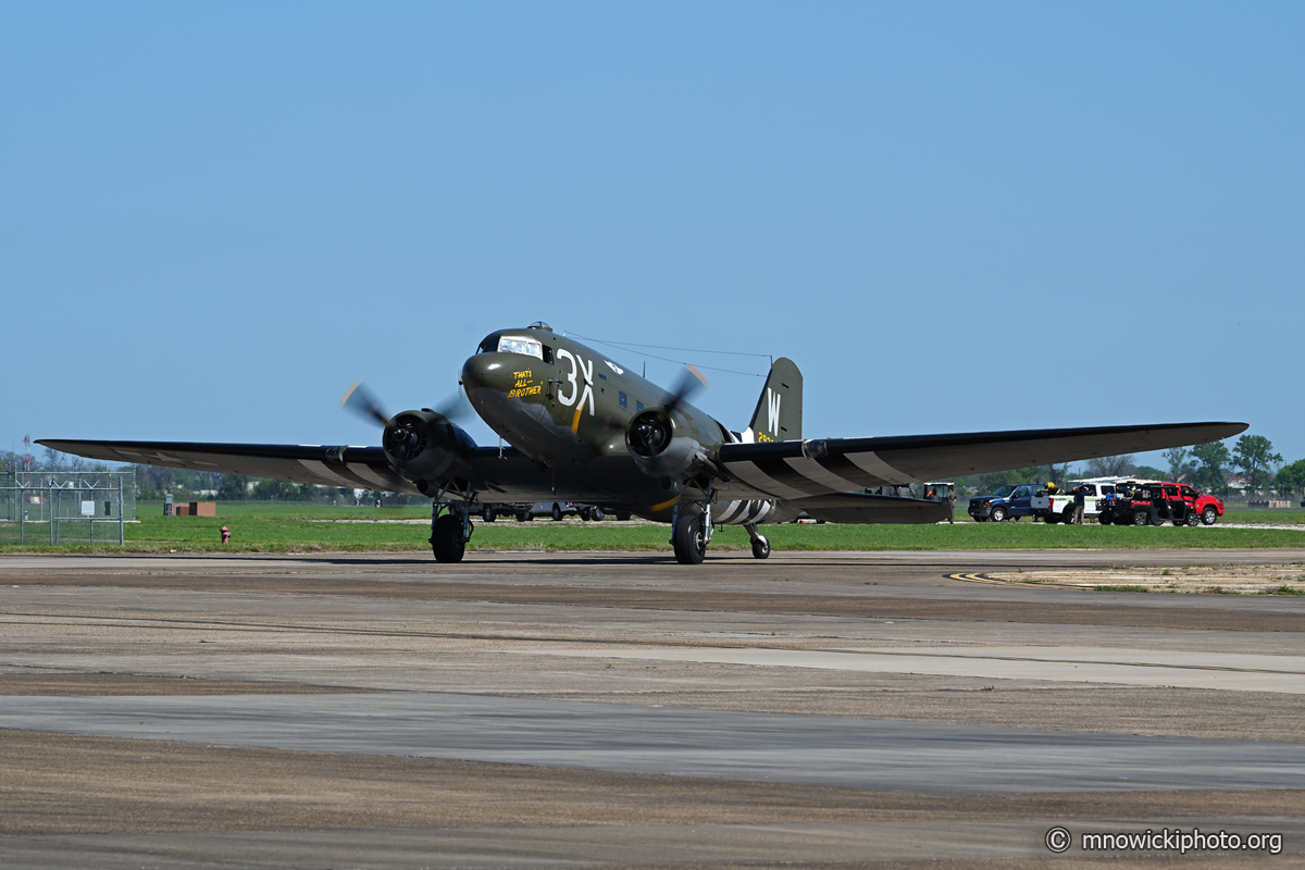 MN6_2952 copy.jpg - Douglas DC-3C "That's All Brother" C/N 12693, N47TB