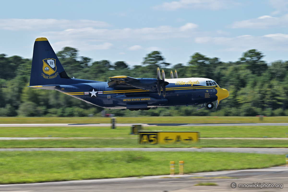 MN8_1469 copy.jpg - C-130J Hercules 170000 E-116   (3)