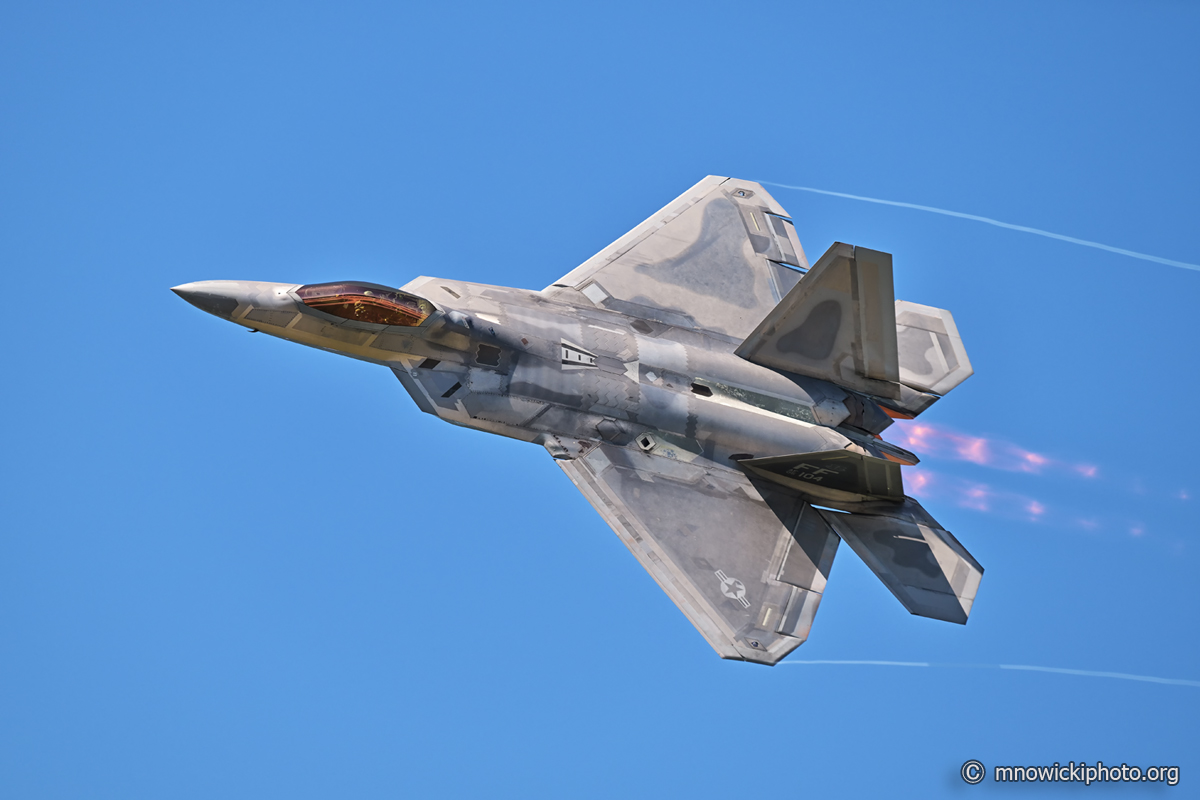 MN8_2946 copy.jpg - F-22 Raptor 05-4104  (4)