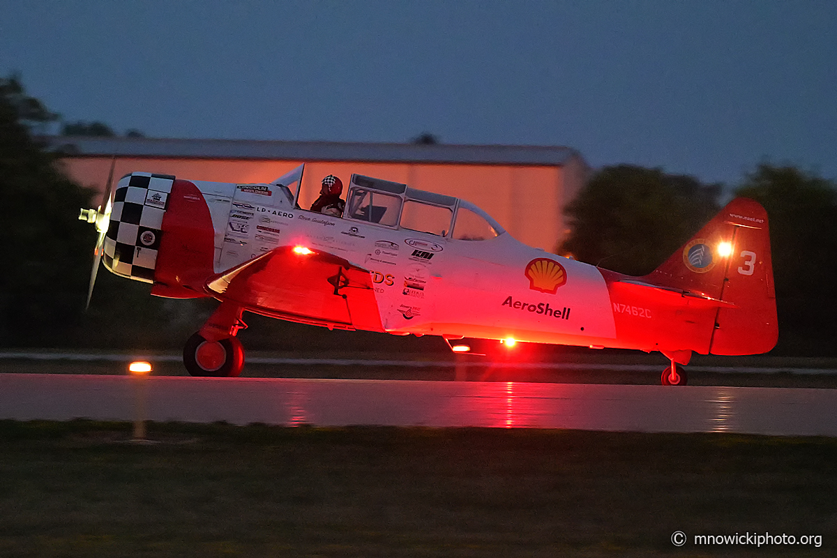 MN8_2303 copy.jpg - North American AT-6 Texan C/N 121-43211, N7462C