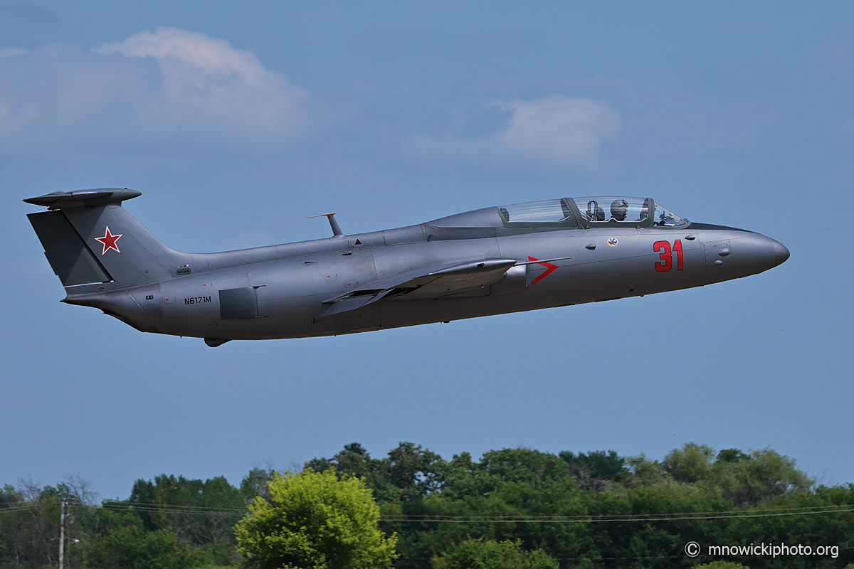 MN8_3642 copy.jpg - Aero Vodochody L-29 Delfin C/N 691942, N6171M