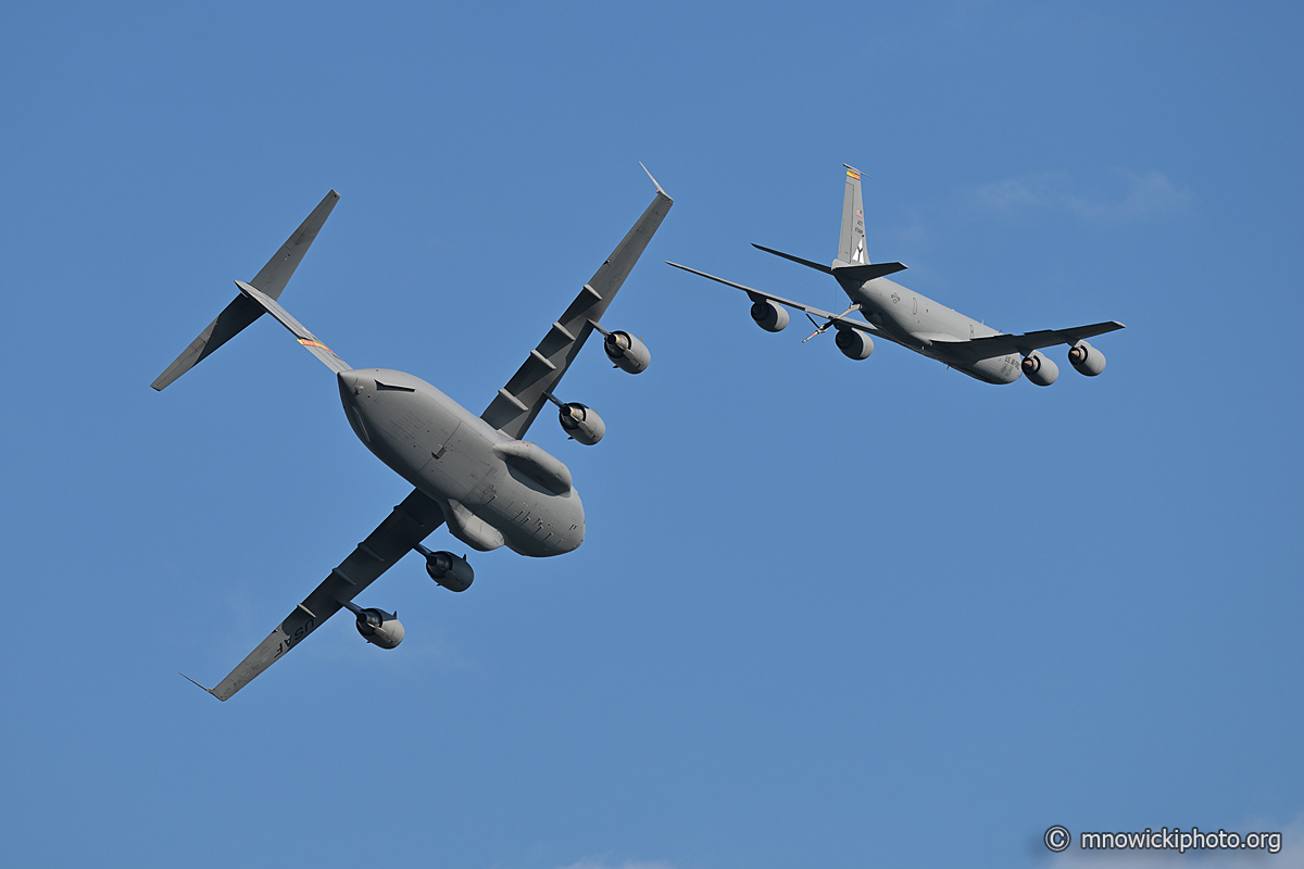 MN8_4029 copy.jpg - C-17A Globemaster 98-0050  &  KC-135R Stratotanker 60-0351