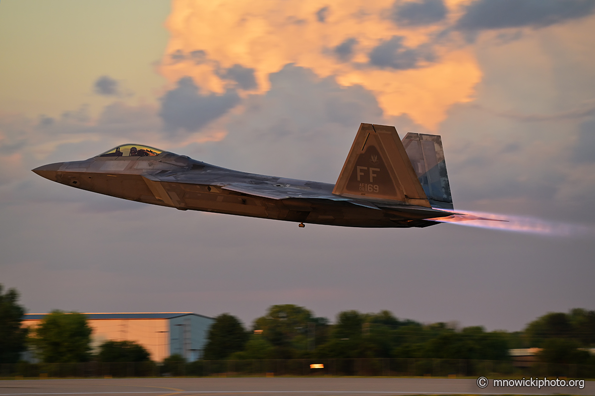 MN8_4588 copy.jpg - F-22 Raptor 08-4169   (3)