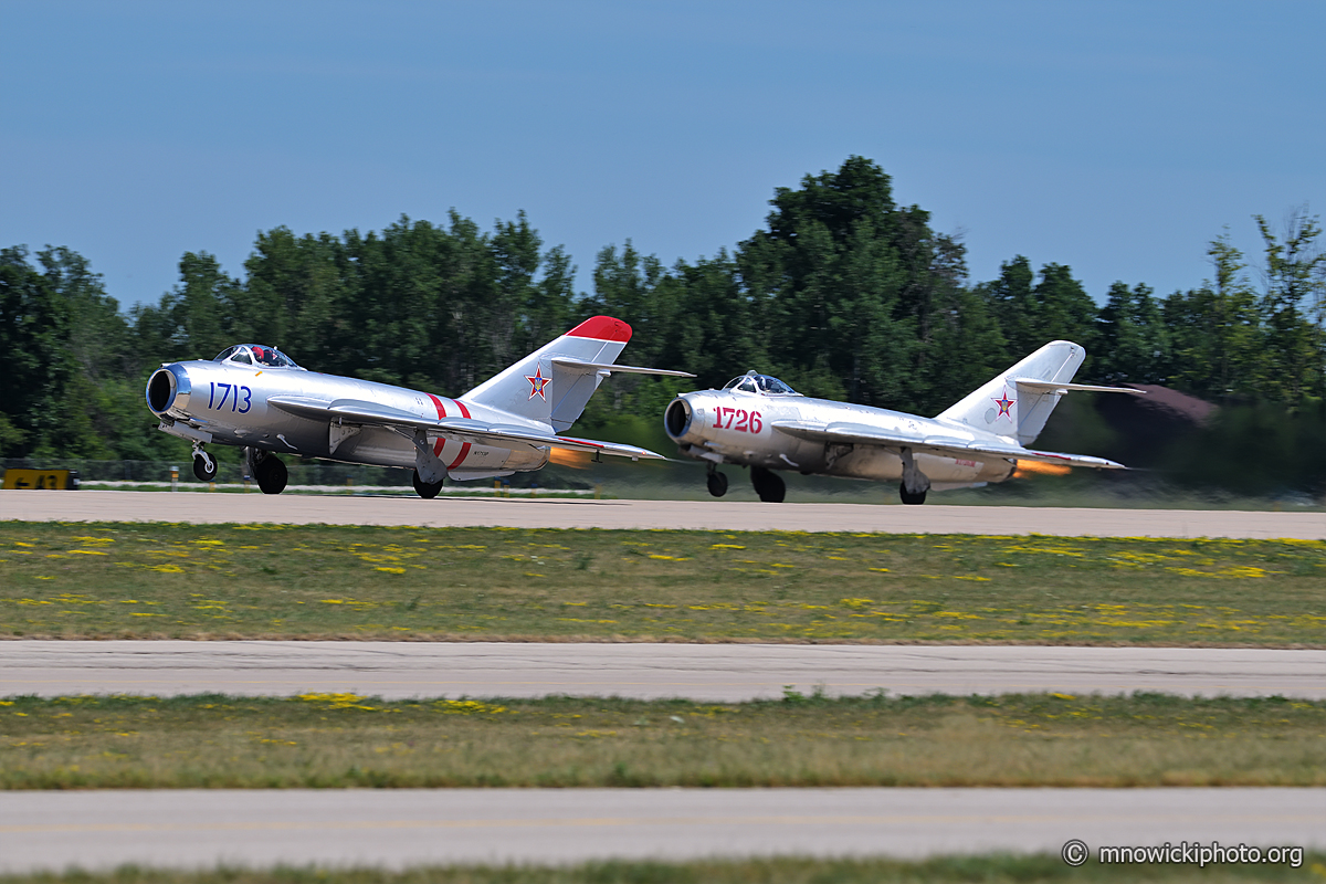 MN8_7538 copy.jpg - PZL Mielec Lim-5 (MiG-17F) C/N 1C1713, N1713P  &  Shenyang J-4 (MiG-17) C/N 541566, N420MG