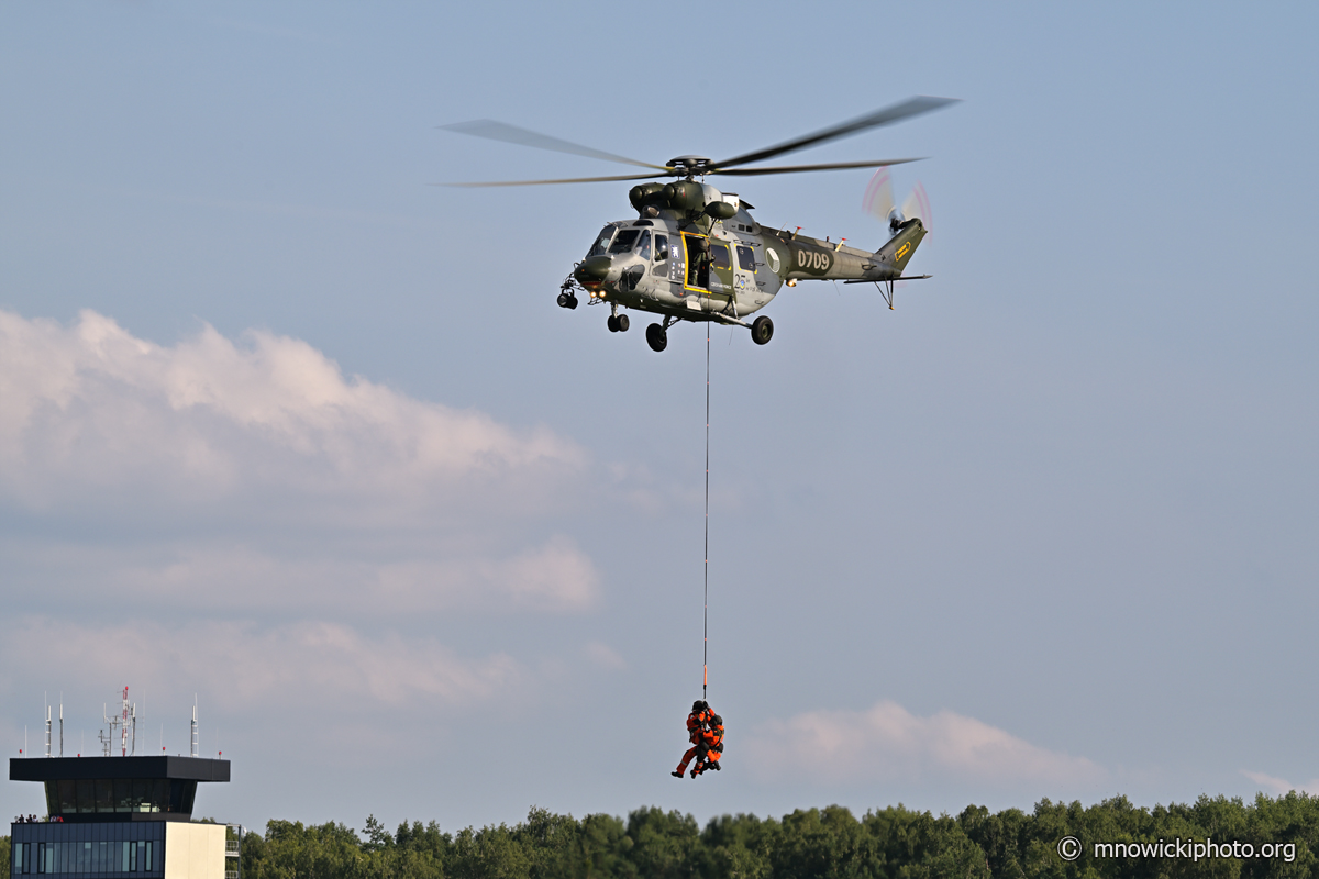 MN8_9464 copy.jpg - Czech Air Force PZL-Swidnik W-3A Sokol 0709 C/N 370709  (2)