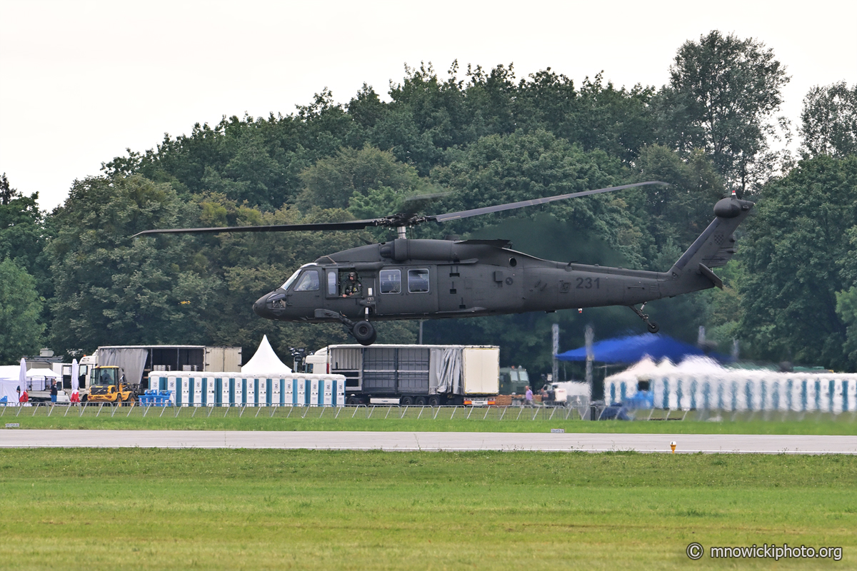 MN9_2125 copy.jpg - Croatia AF UH-60M Blackhawk 231