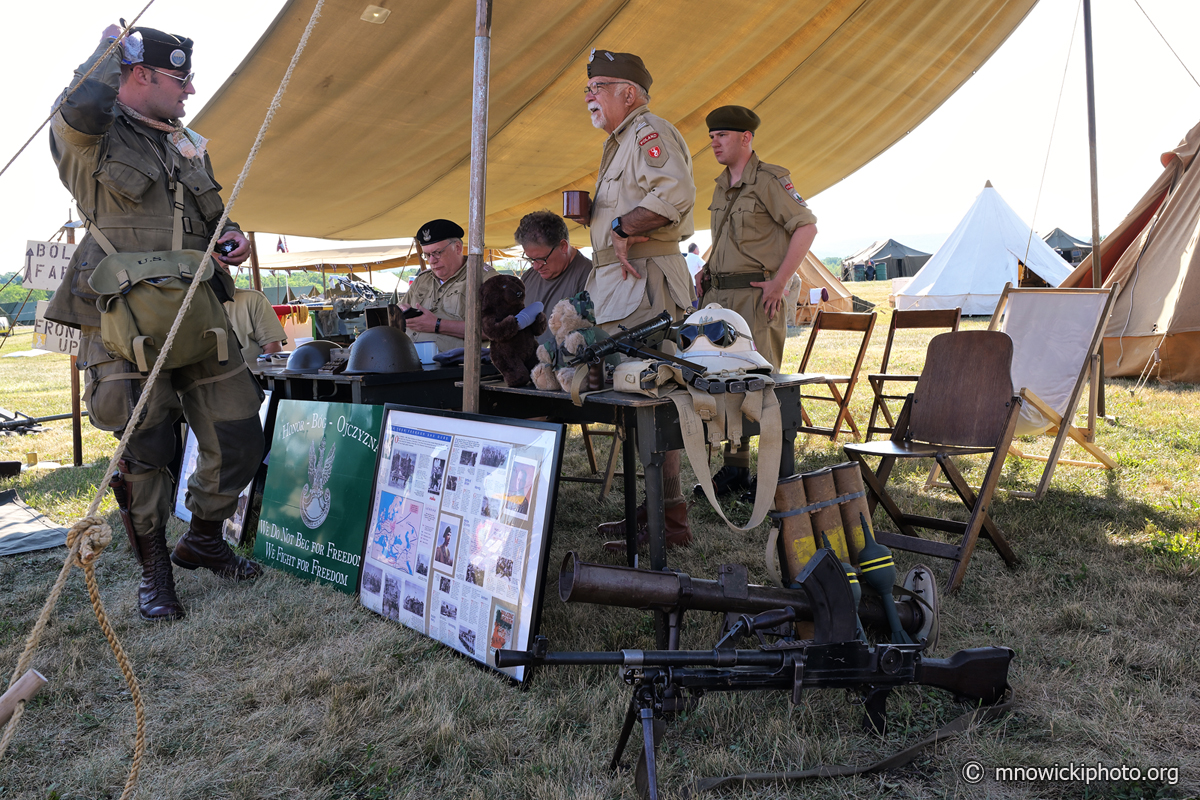 MN6_6571 copy.jpg - Reenactors. Polish camp.  (4)