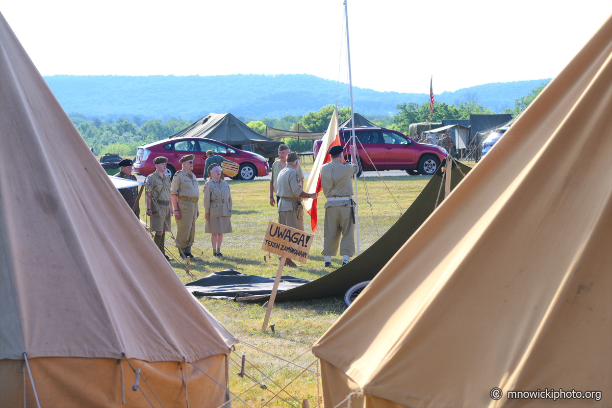 MN9_6578 copy.jpg - Reenactors. Polish camp.