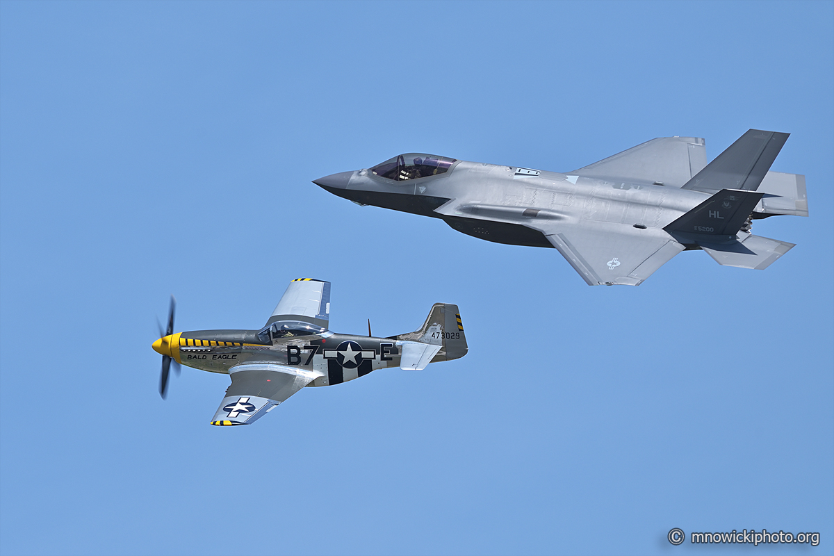 DSC_2314 copy.jpg - North American P-51D Mustang & F-35A Lightning II 15-5200 NL51JB USAF Heritage Flight