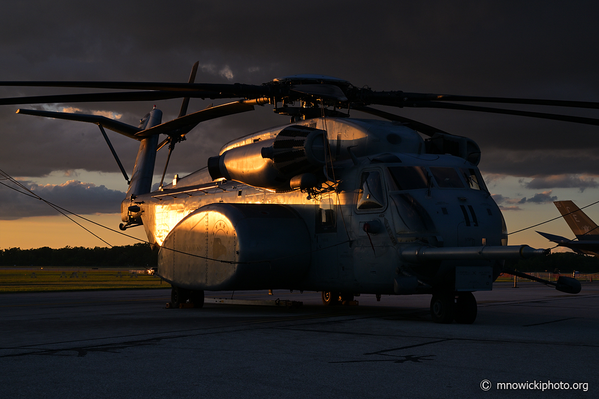 MN8_8089 copy.jpg - MH-53E Sea Dragon 163065 BJ-541  (3)