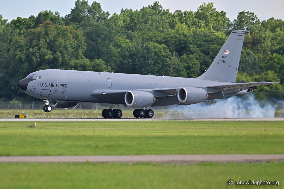 MN9_4939 copy.jpg - KC-135R Stratotanker 57-1439