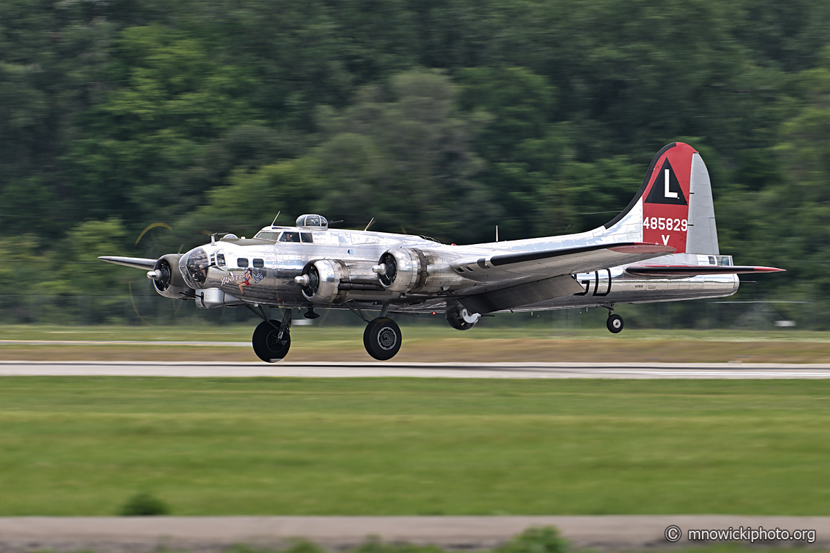 MN9_6246 copy.jpg - Boeing B-17G Flying Fortress "Yankee Lady" C/N 77255 N3193G