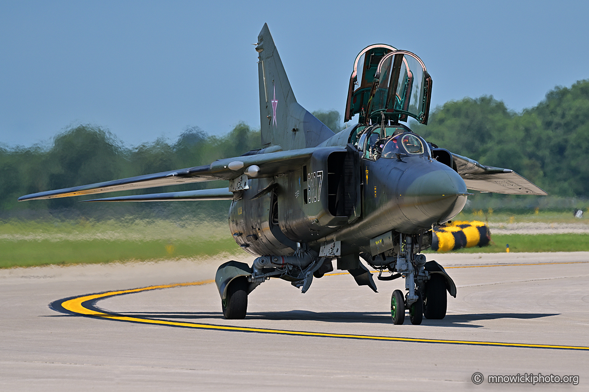 MN9_8678 copy.jpg -  MiG-23UB C/N 1038107, N23UB  (5)