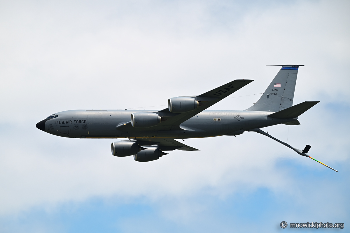 M80_7896 copy.jpg - Boeing C-135 Stratotanker 57-1493  (2)