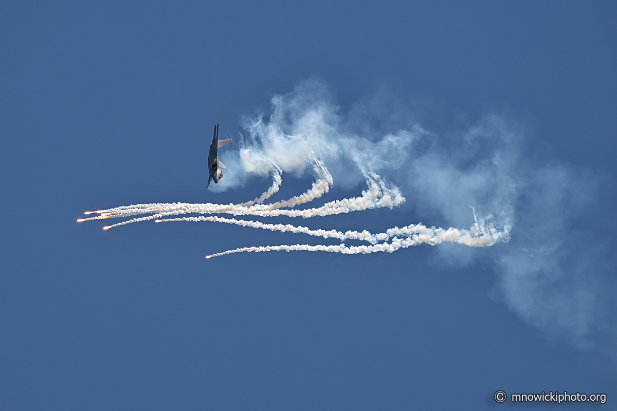 M81_5732 copy.jpg - F-22 Raptor 08-4165  (9)