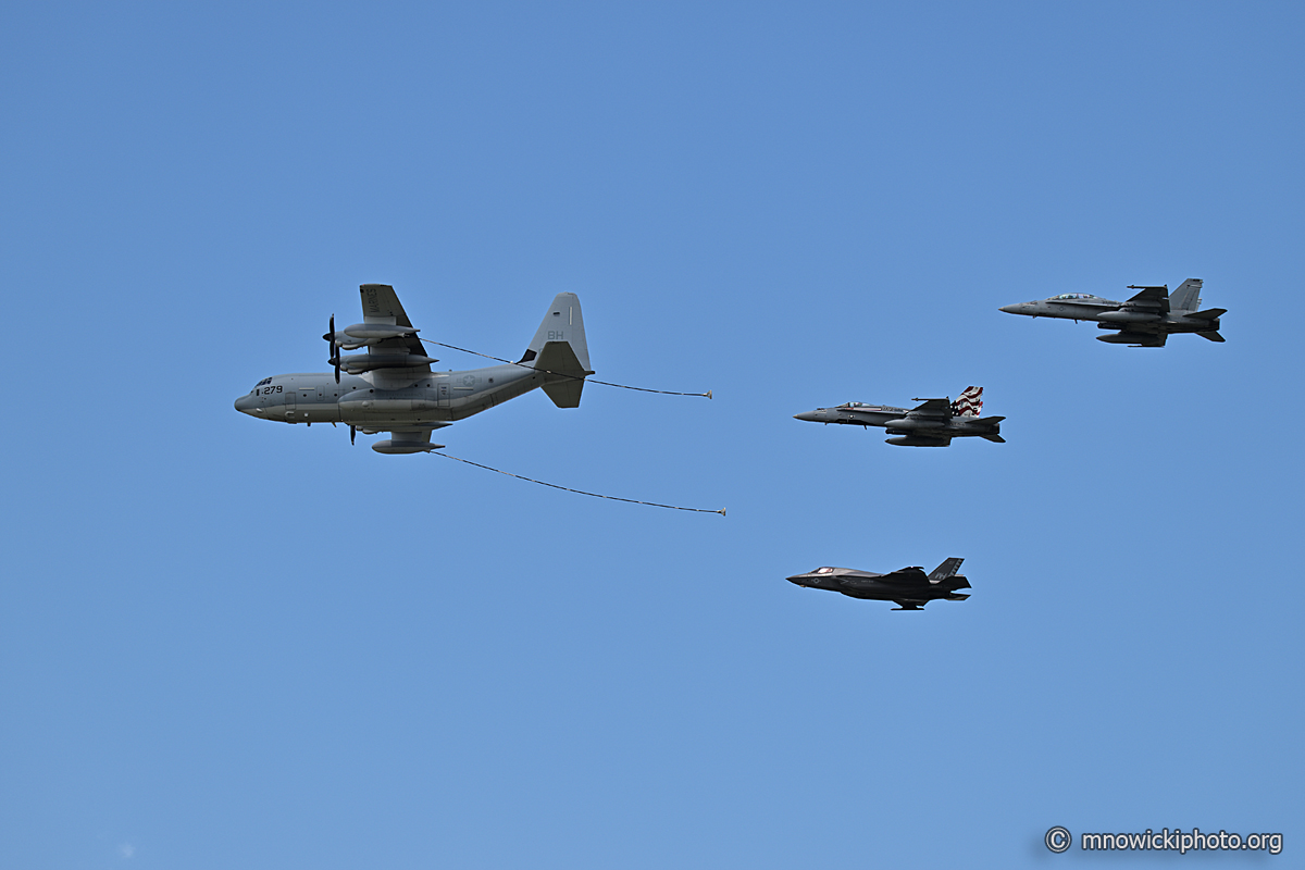 M81_6446 copy.jpg - Air refueling demo KC-130J Hercules 170279, F-35B Lightning II 170066, F/A-18D Hornet 165409, F/A-18C Hornet 165214