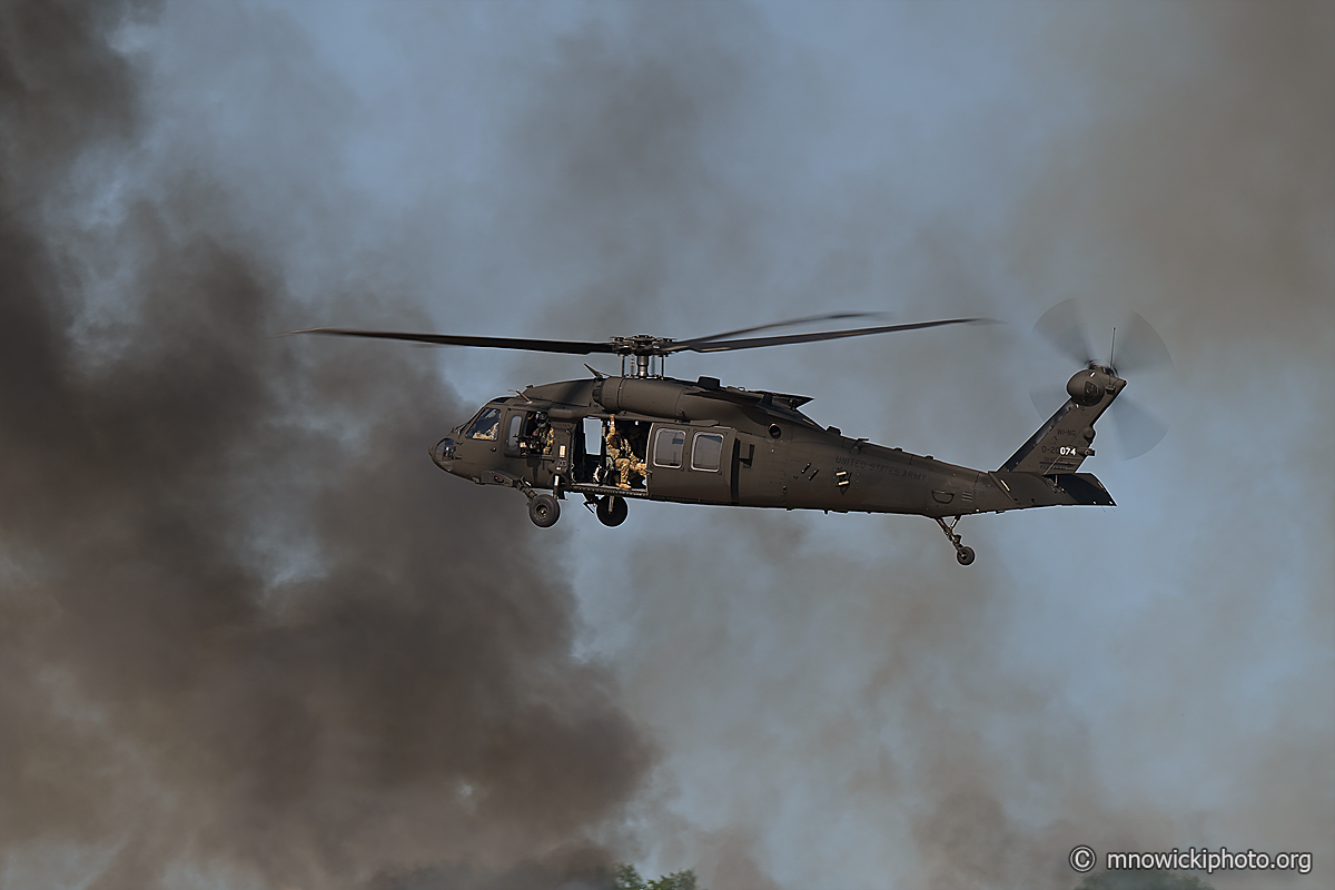 M80_7780 copy.jpg - UH-60M Blackhawk 07-20074
