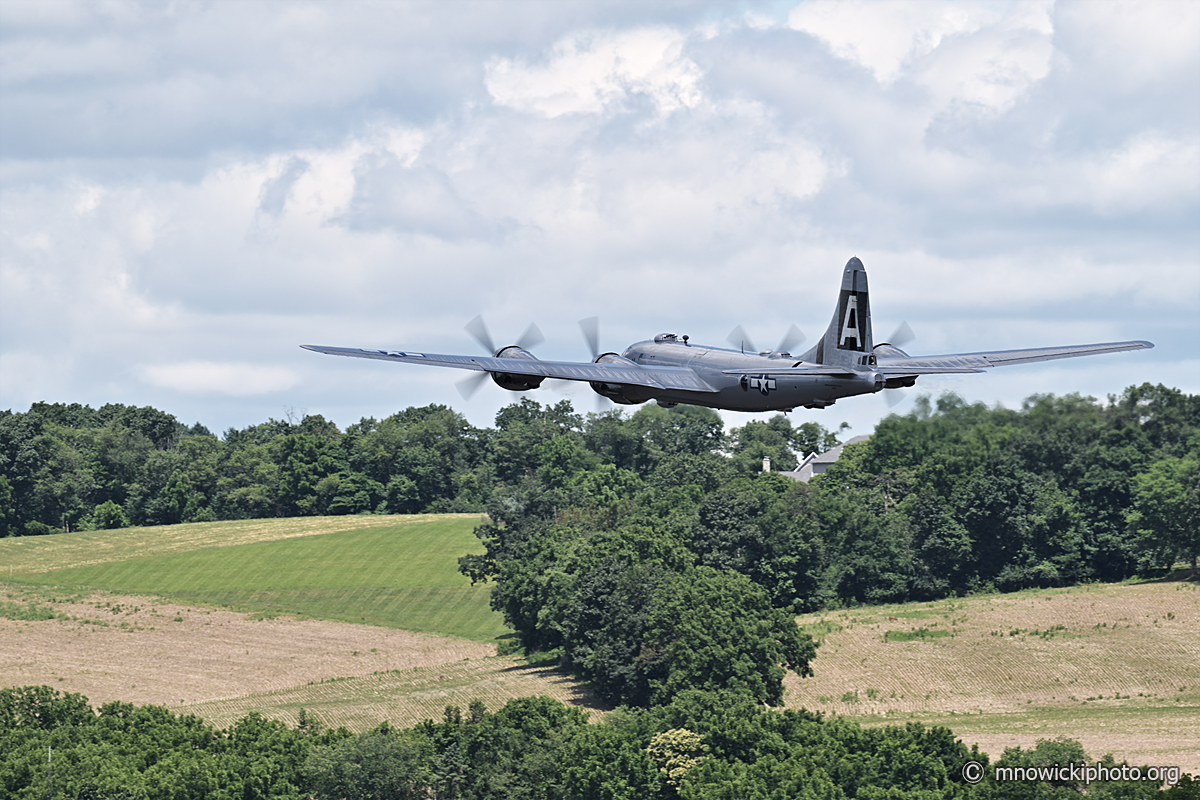 M81_0690 copy.jpg - Boeing B-29A Superfortress  NX529B  (5)