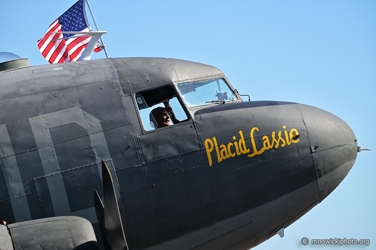 M81_2577 copy.jpg - Douglas DC-3C-S1C3G "Placid Lassie" N74589