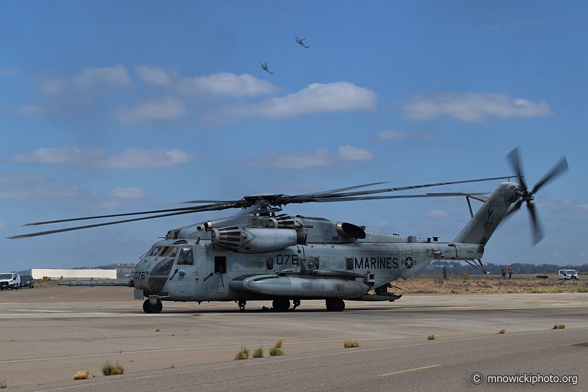 DSC_2996 copy.jpg - HMM-465 CH-53E Super Stallion 163076  (3)