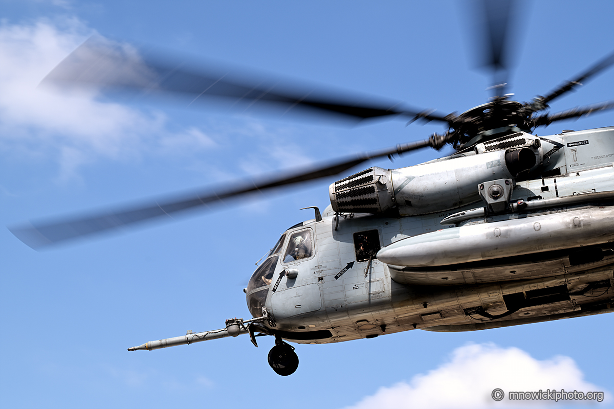 DSC_3627 copy.jpg - HMM-465 CH-53E Super Stallion 163076  (10)