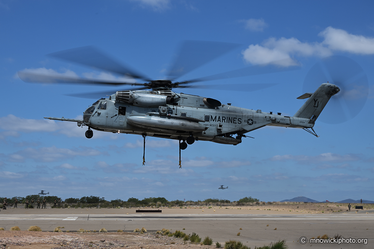 DSC_4494 (2) copy.jpg - HMM-465 CH-53E Super Stallion 163076  (8)