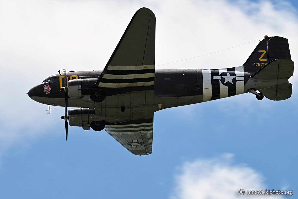 M81_1451 copy.jpg - Douglas DC-3C Skytrain  N15SJ