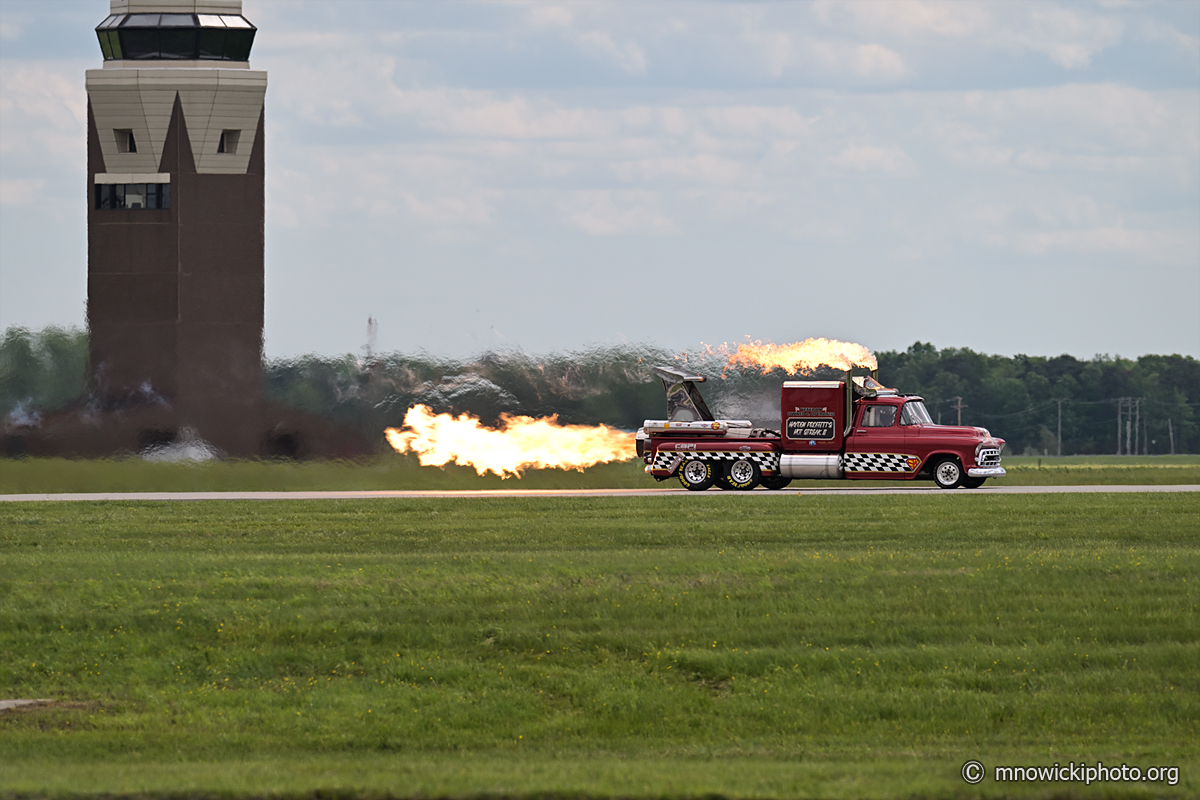 M81_4080 copy.jpg - Hot Streak II  Jet Truck.