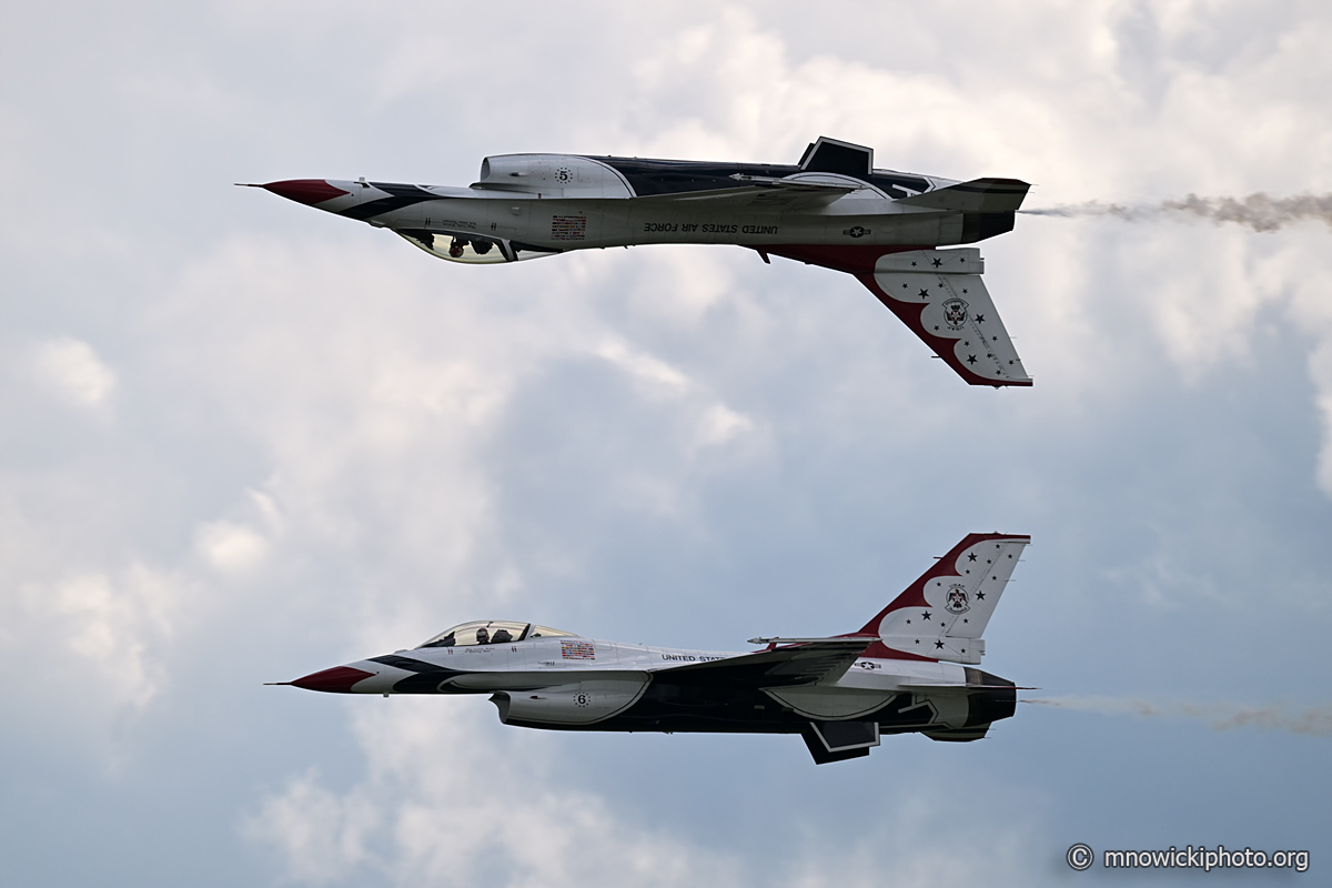 M81_4271 copy.jpg - USAF Thunderbirds Aerial Demonstration Team 