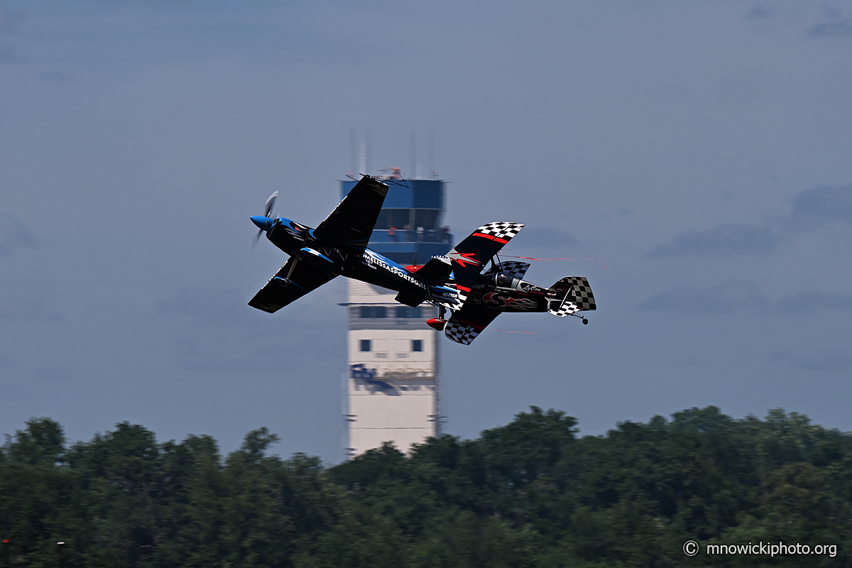 DSC_0111 copy.jpg - Pitts S-2S Special C/N 006 N540SS & Zivko Edge 540 C/N 35, N540SG