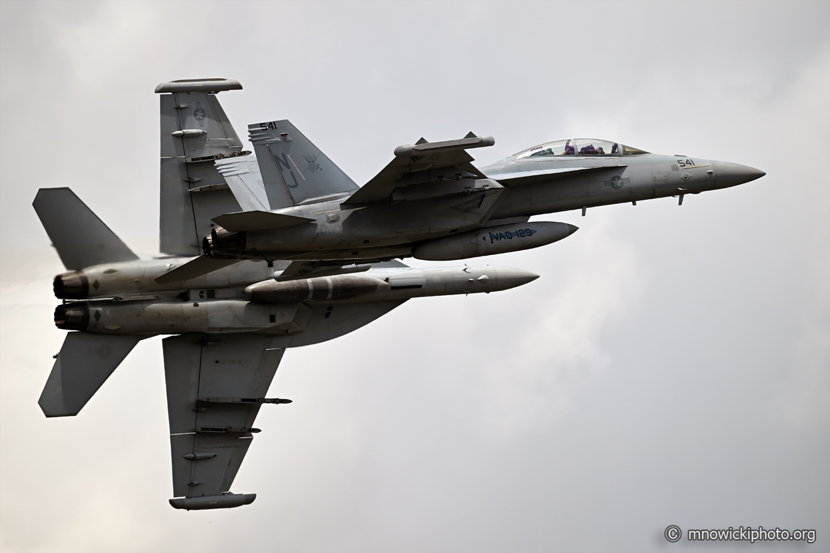 M81_3915_01 copy.jpg - EA-18G Growler 166934 NJ-541 & EA-18G Growler 168904 NJ - 507